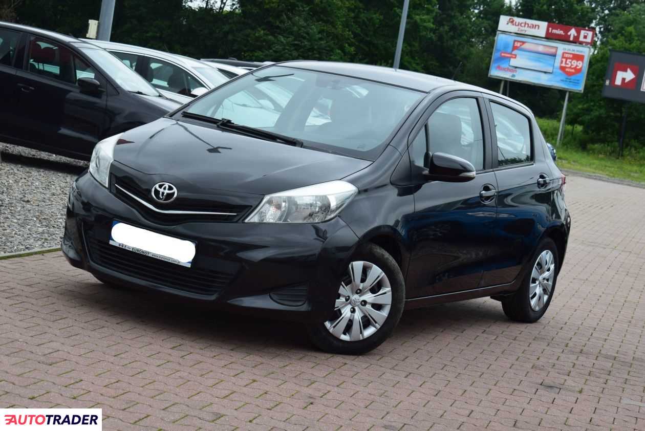 Toyota Yaris 2012 1.4 90 KM Toyota Yaris 2012 1.4 90 KM