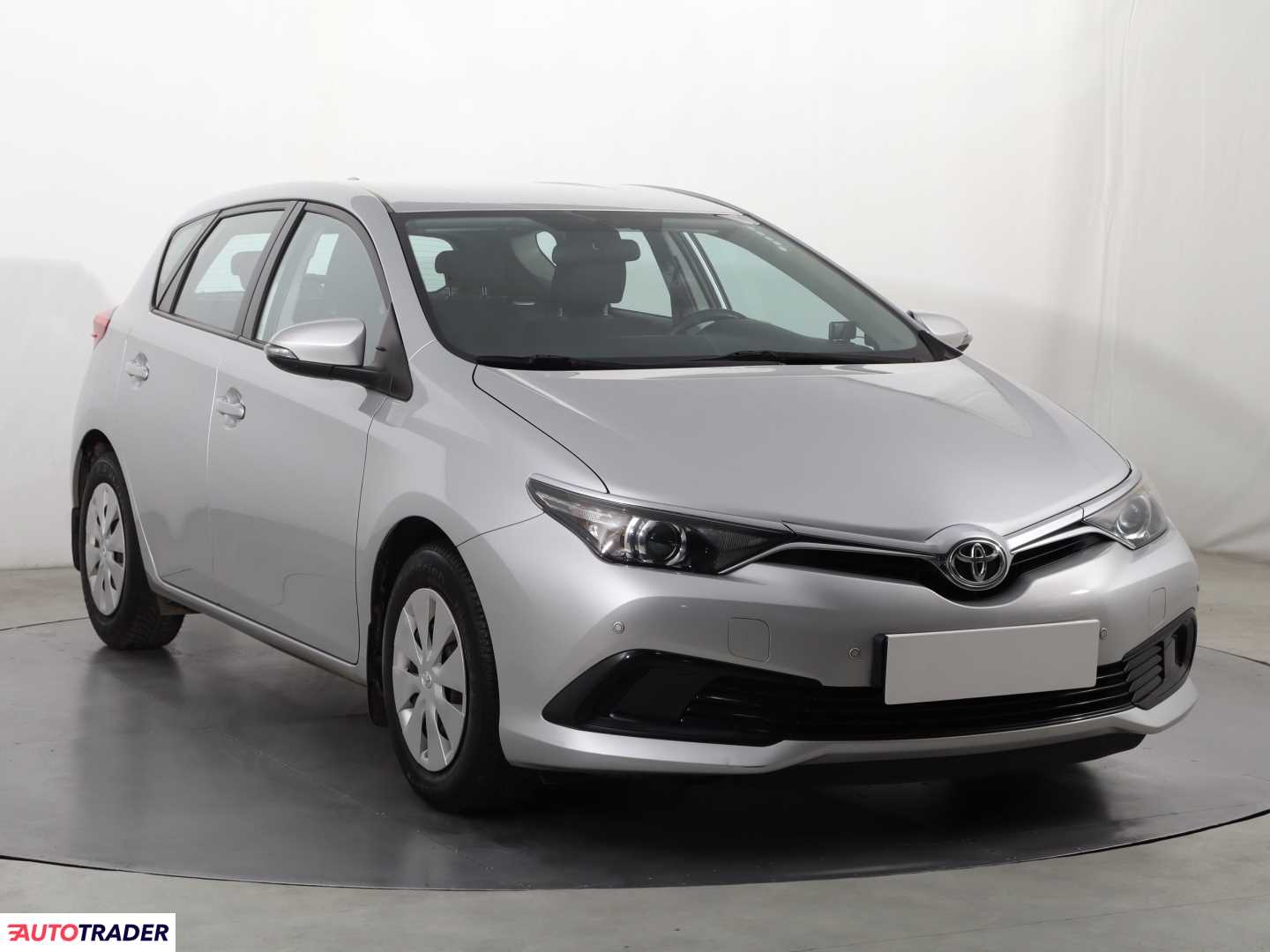 Toyota Auris 2016 1.3 97 KM Toyota Auris 2016 1.3 97 KM