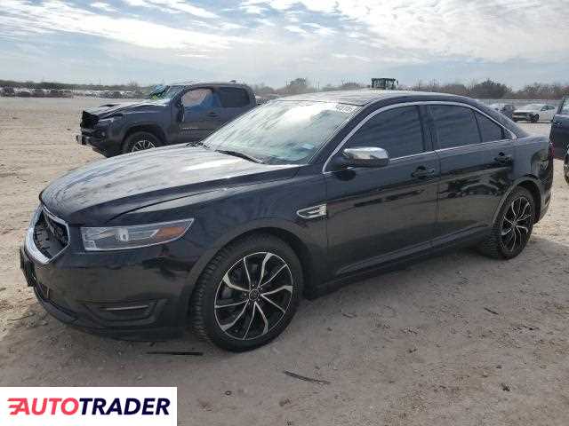 Ford Taurus 2019 3