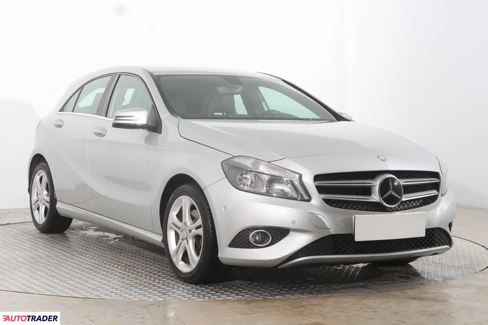 Mercedes A-klasa 2014 1.6 120 KM