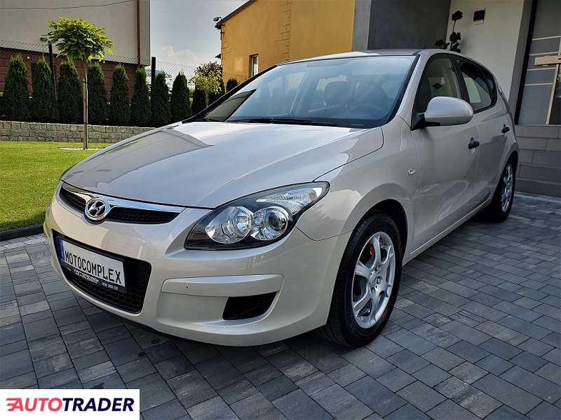 Hyundai i30 2009 1.4 109 KM Hyundai i30 2009 1.4 109 KM