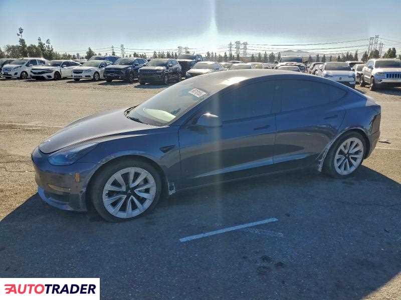 Tesla Model 3 2023