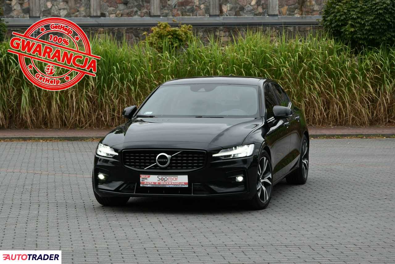 Volvo S60 2020 2.0 197 KM