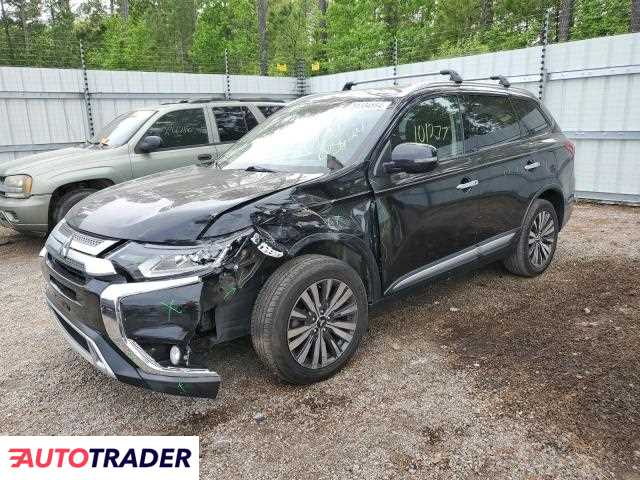 Mitsubishi Outlander 2.0 benzyna 2019r. (GASTON)