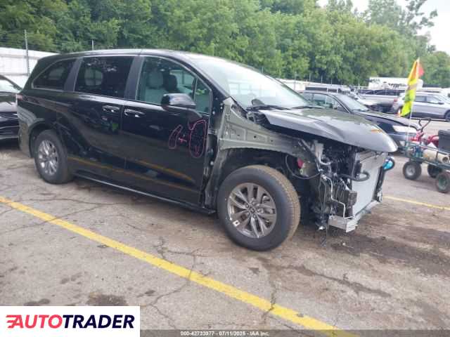 Toyota Sienna 2025 2