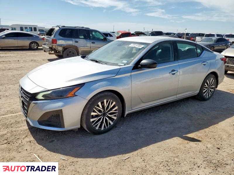 Nissan Altima 2024 2