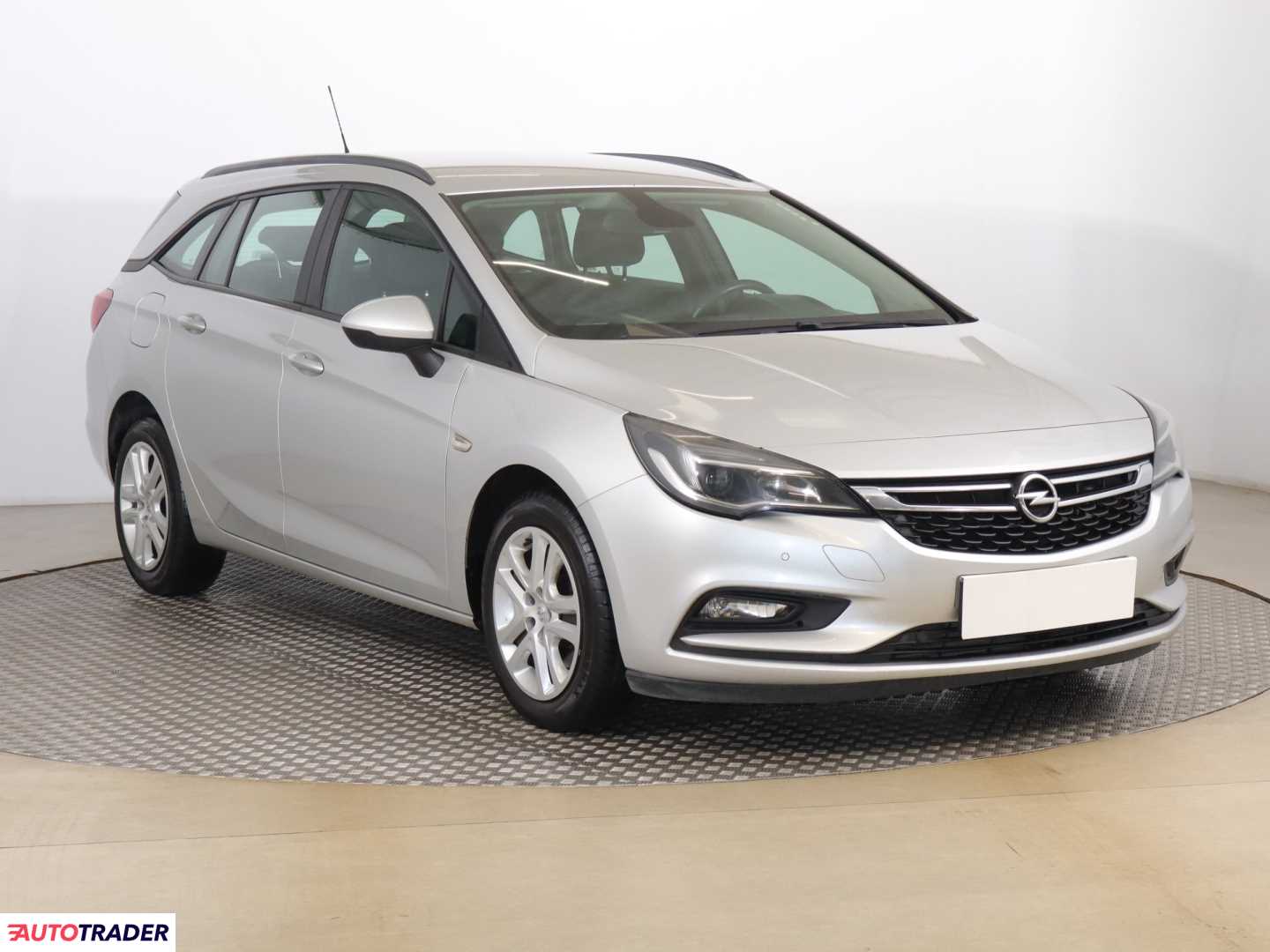 Opel Astra 2016 1.6 134 KM