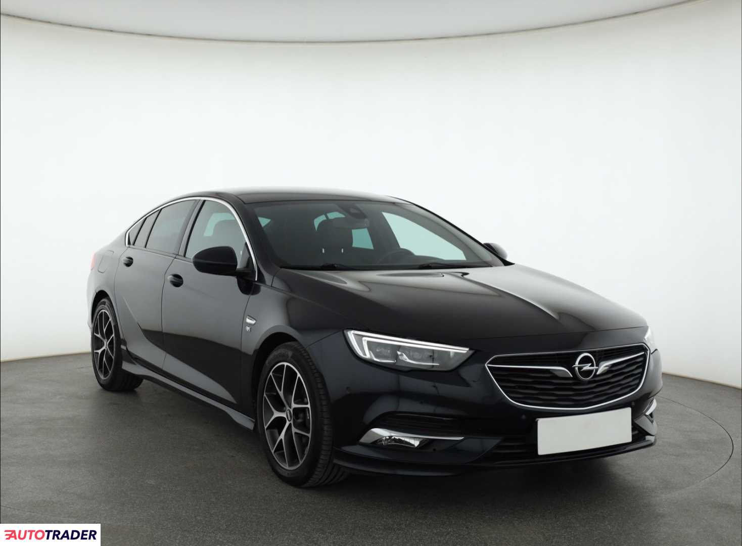 Opel Insignia 2018 2.0 256 KM