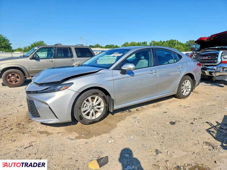 Toyota Camry 2025 2