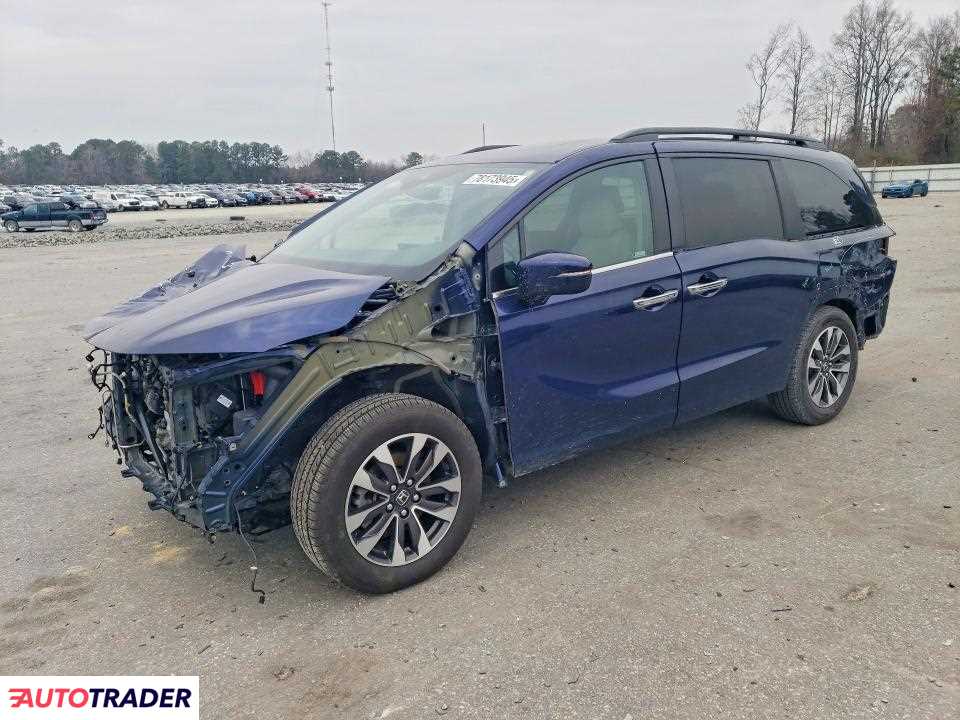 Honda Odyssey 2023 3