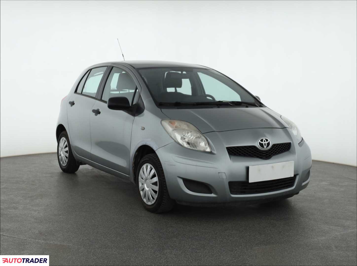 Toyota Yaris 2011 1.0 68 KM Toyota Yaris 2011 1.0 68 KM