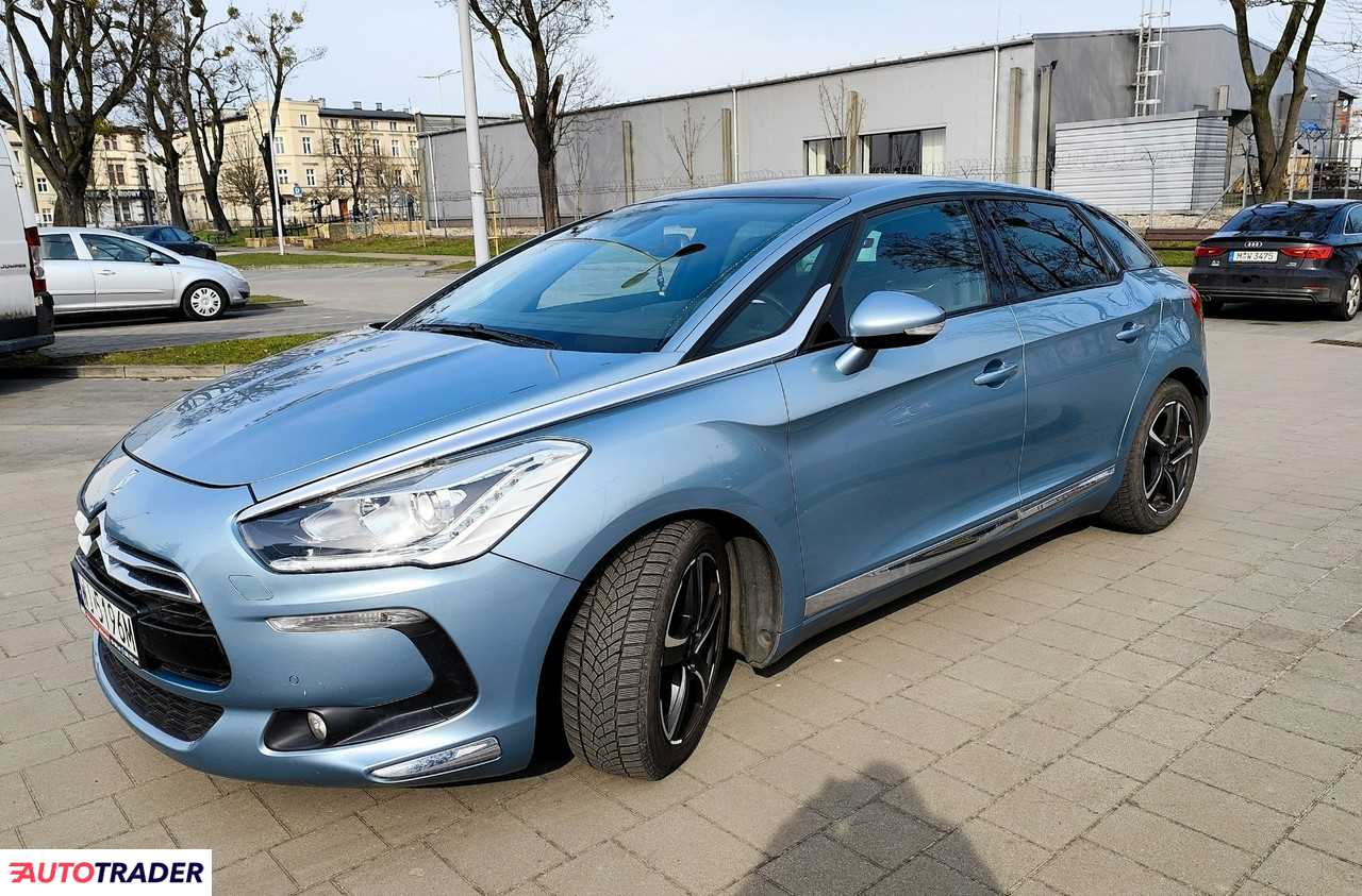 Citroen DS5 2012 2.0 163 KM Citroen DS5 2012 2.0 163 KM