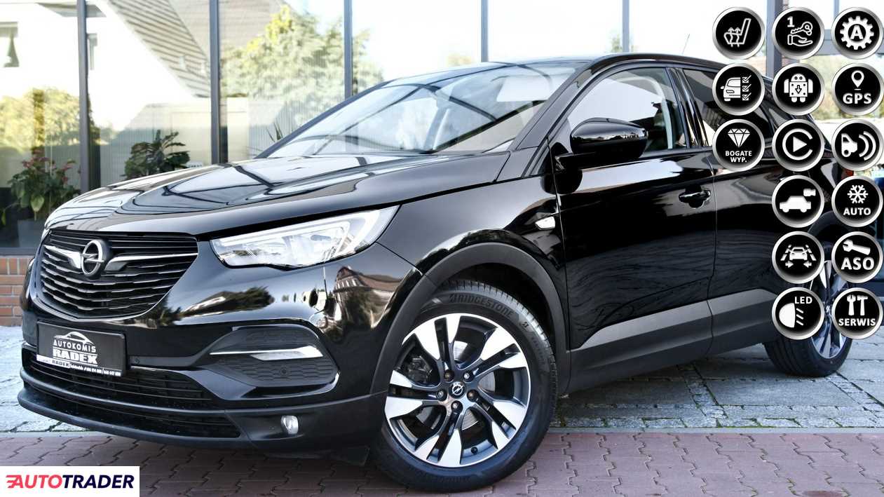 Opel Grandland X 2019 1.2 130 KM