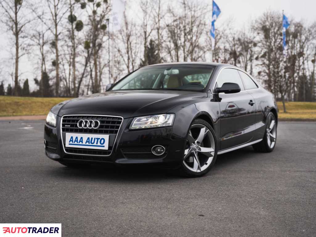Audi A5 2010 2.0 207 KM