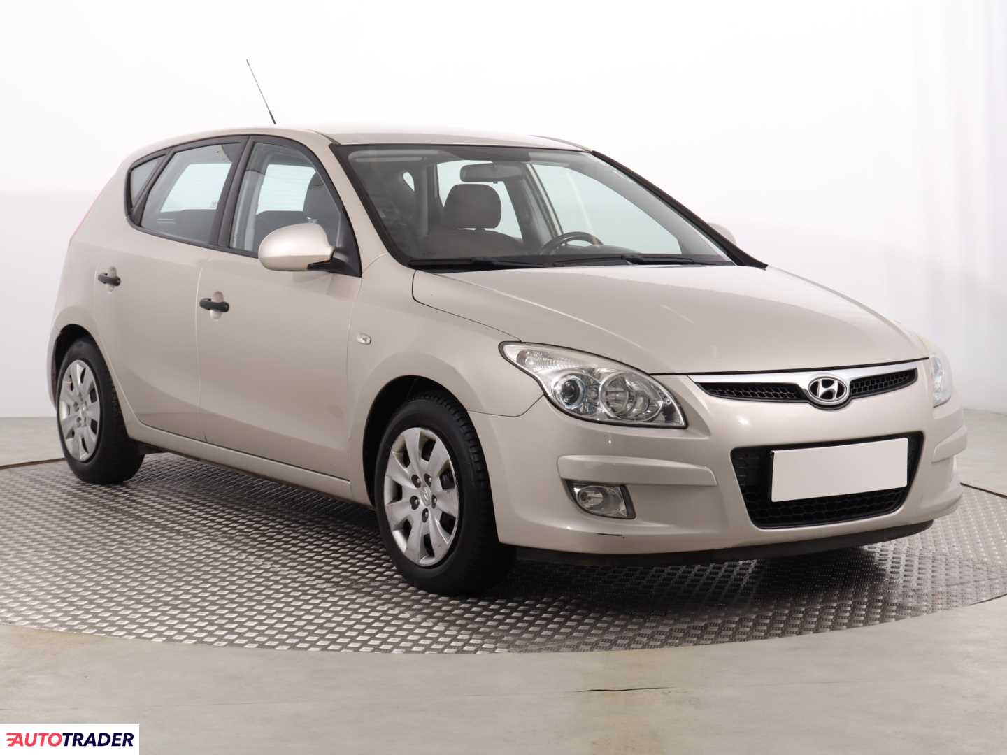 Hyundai i30 2008 1.6 88 KM