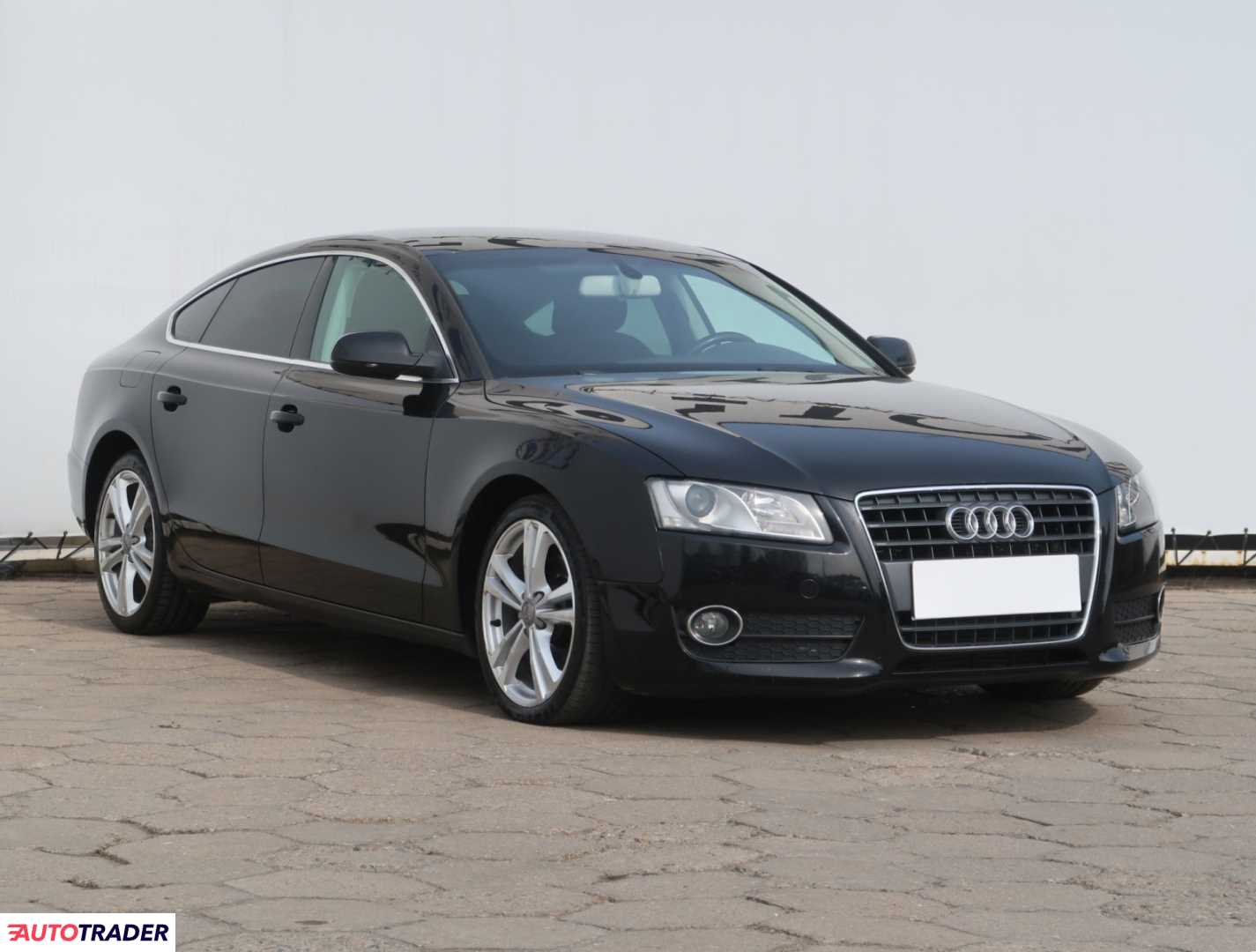 Audi A5 2009 2.0 167 KM