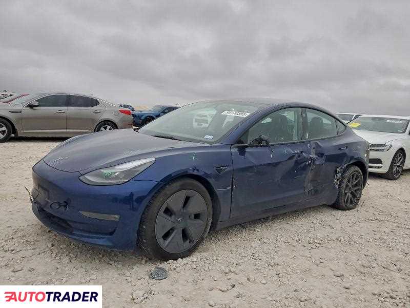 Tesla Model 3 2023