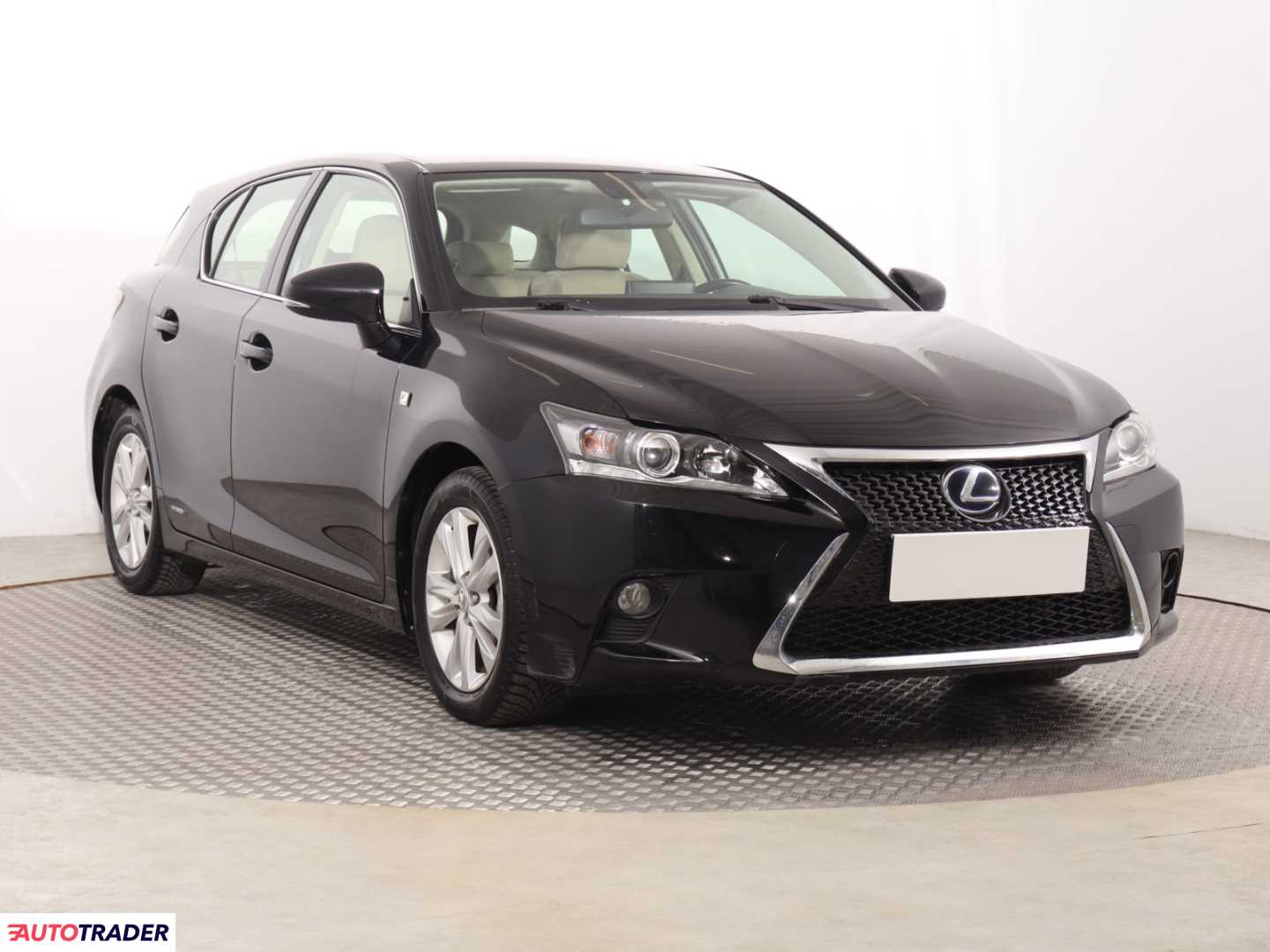 Lexus CT 2016 1.8 134 KM