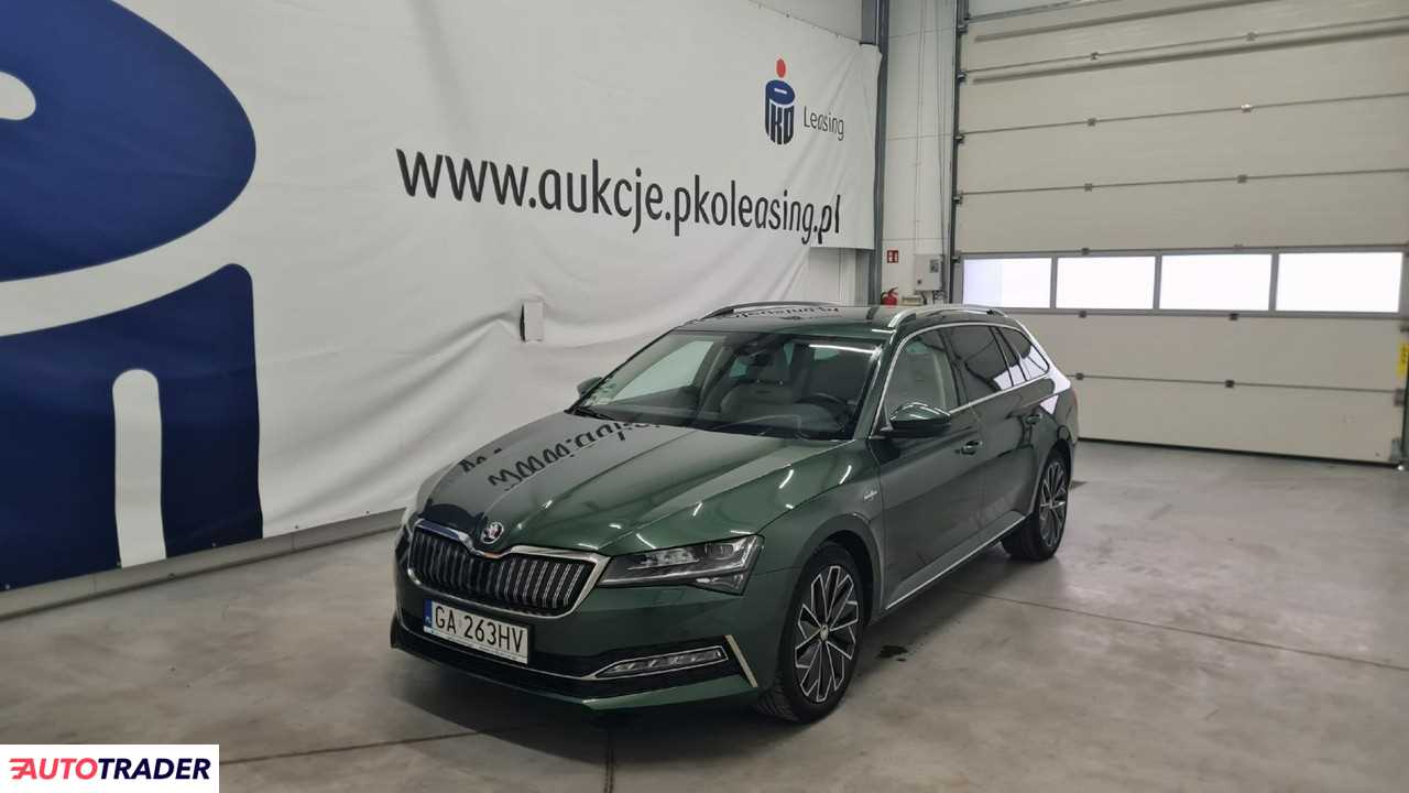 Skoda Superb 2020 1.4 156 KM