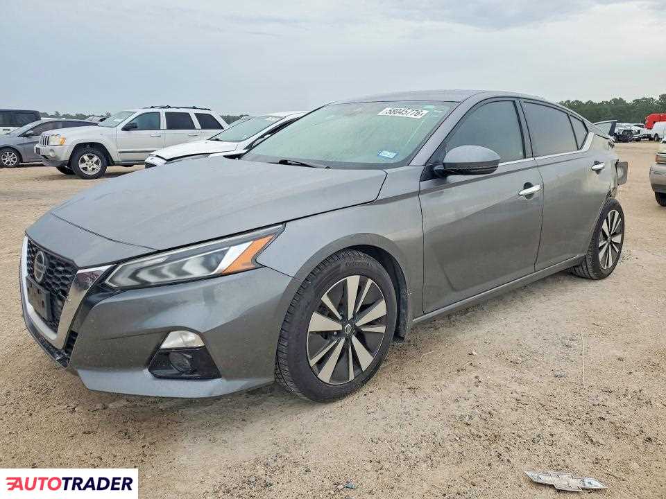 Nissan Altima 2020 2