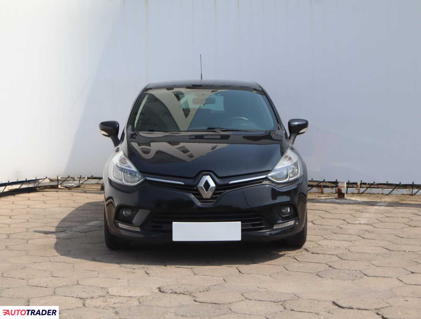 Renault Clio 2019 0.9 88 KM