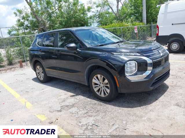 Mitsubishi Outlander 2025 2