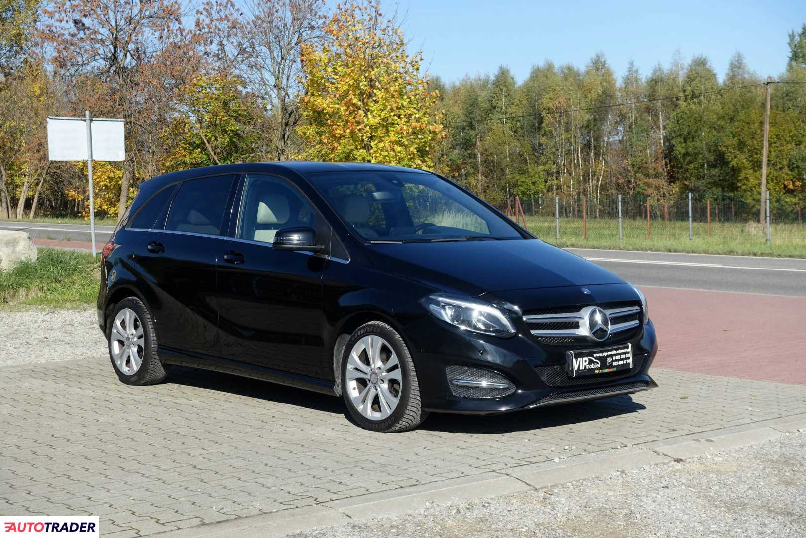 Mercedes B-klasa 2016 1.6 122 KM