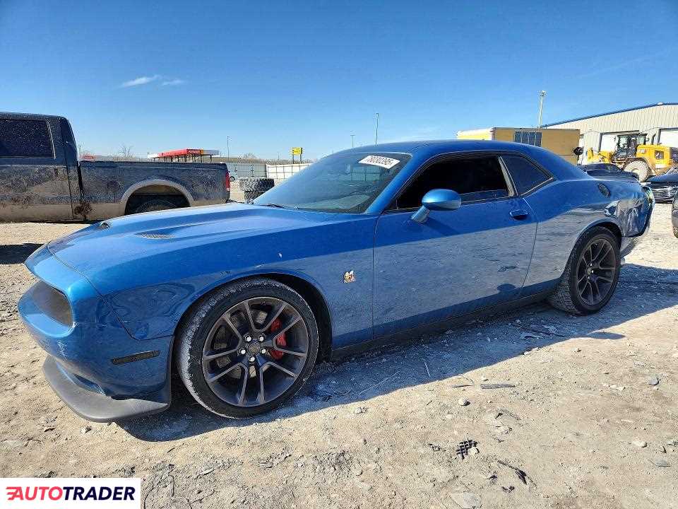 Dodge Challenger 2020 6