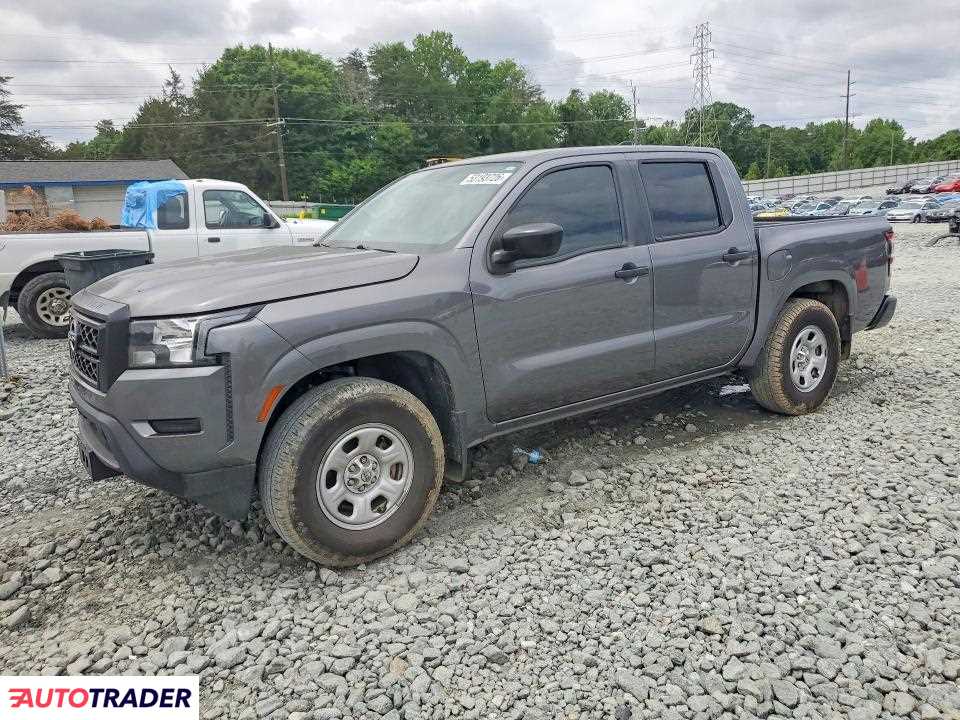 Nissan Frontier 2022 3