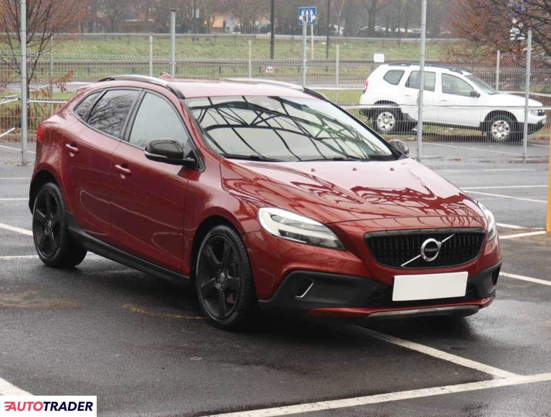 Volvo V40 Cross Country 2017 2.0 118 KM