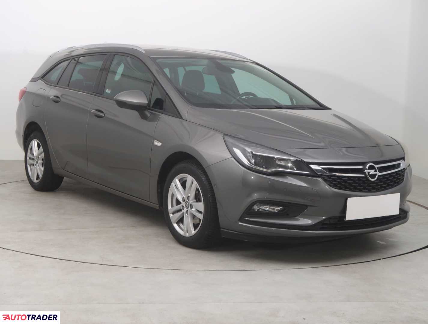 Opel Astra 2017 1.6 108 KM