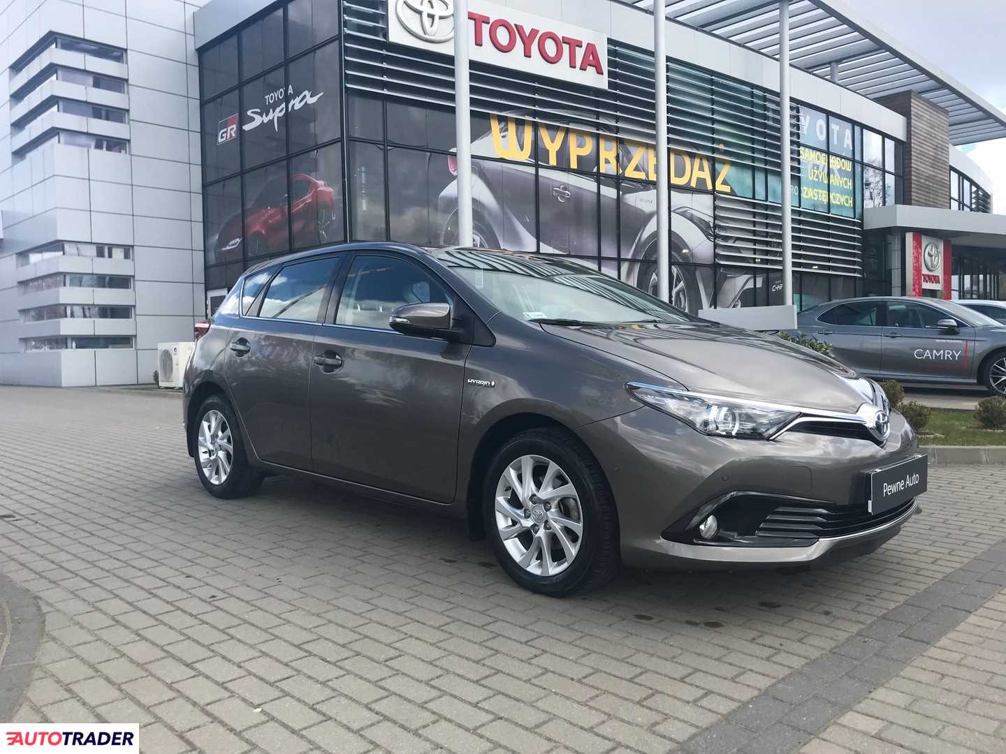 Toyota Auris 2017 1.8 135 KM Toyota Auris 2017 1.8 135 KM