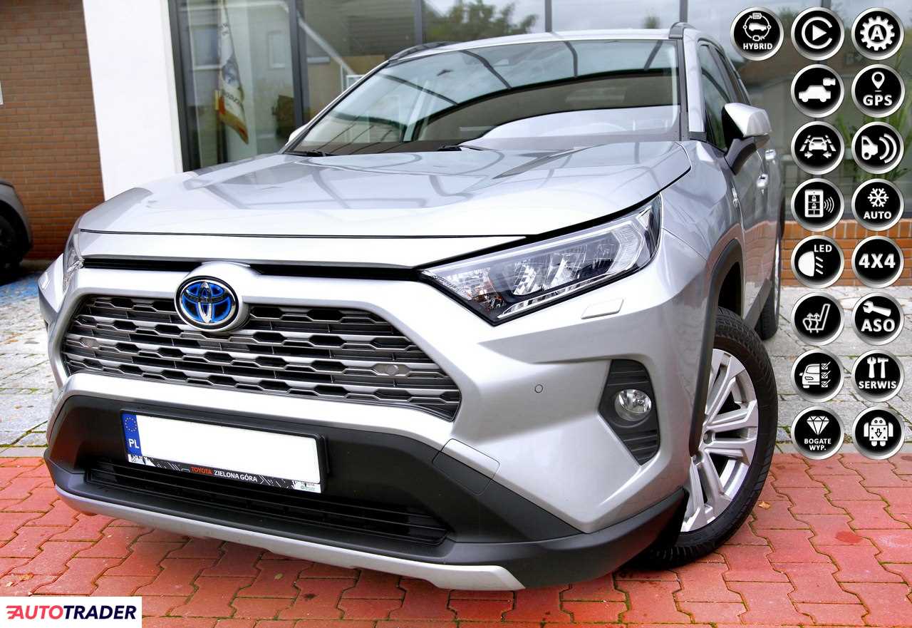 Toyota RAV 4 2020 2.5 178 KM Toyota RAV 4 2020 2.5 178 KM