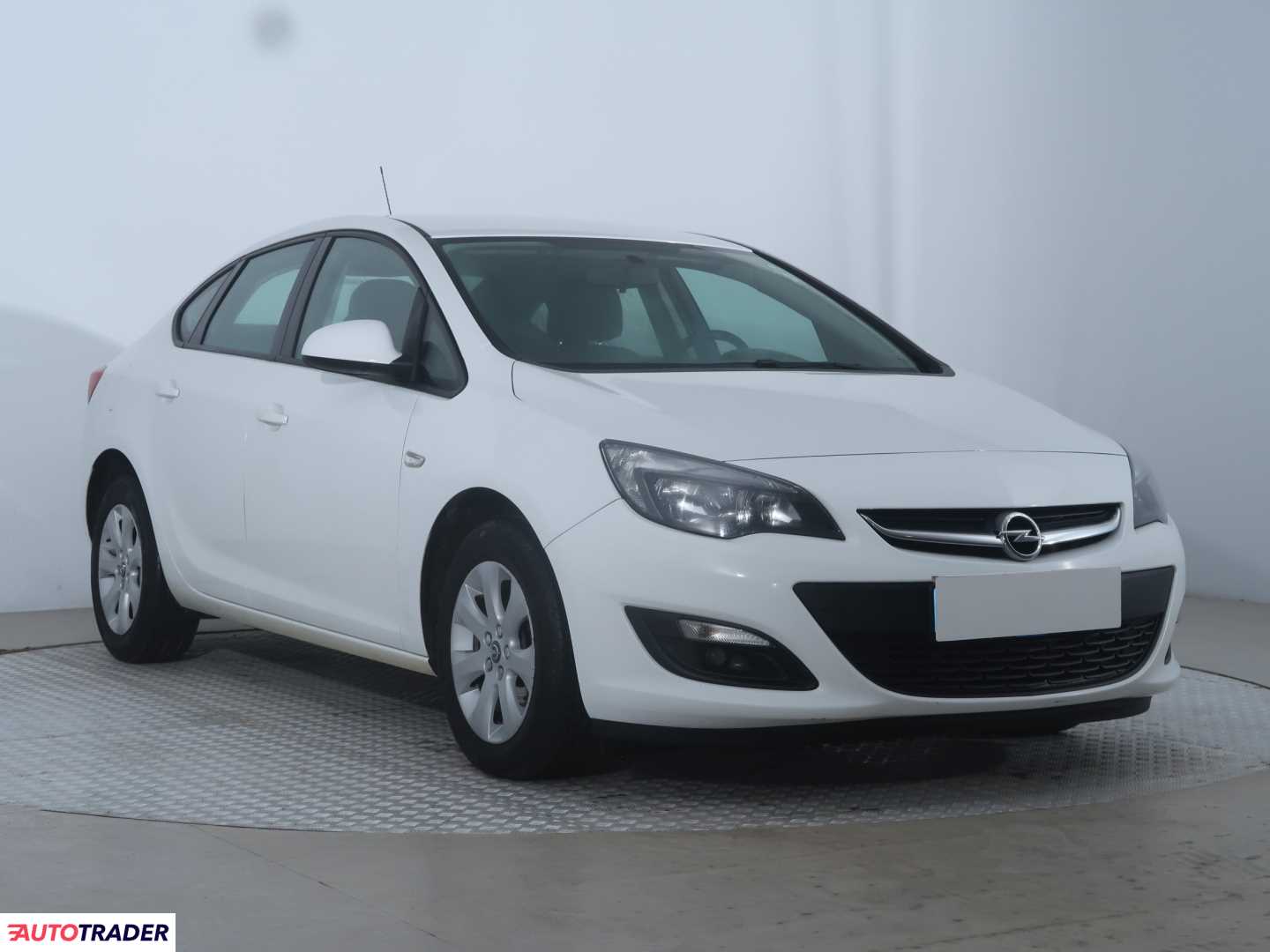 Opel Astra 2019 1.4 138 KM