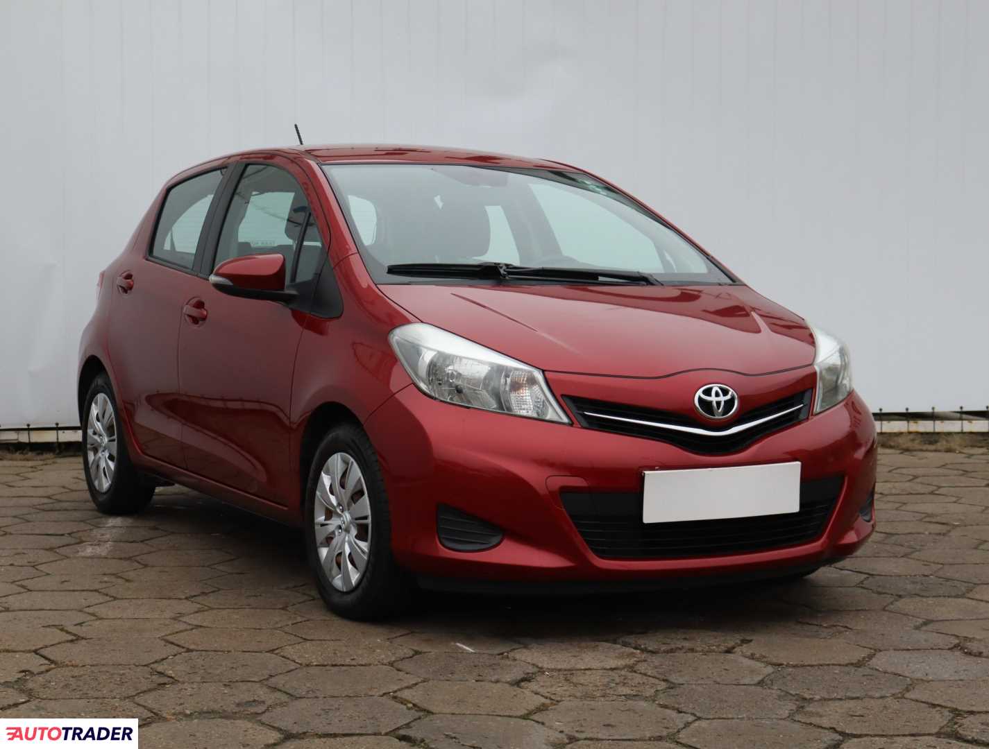 Toyota Yaris 1.0 68 KM 2013r. (Piaseczno)