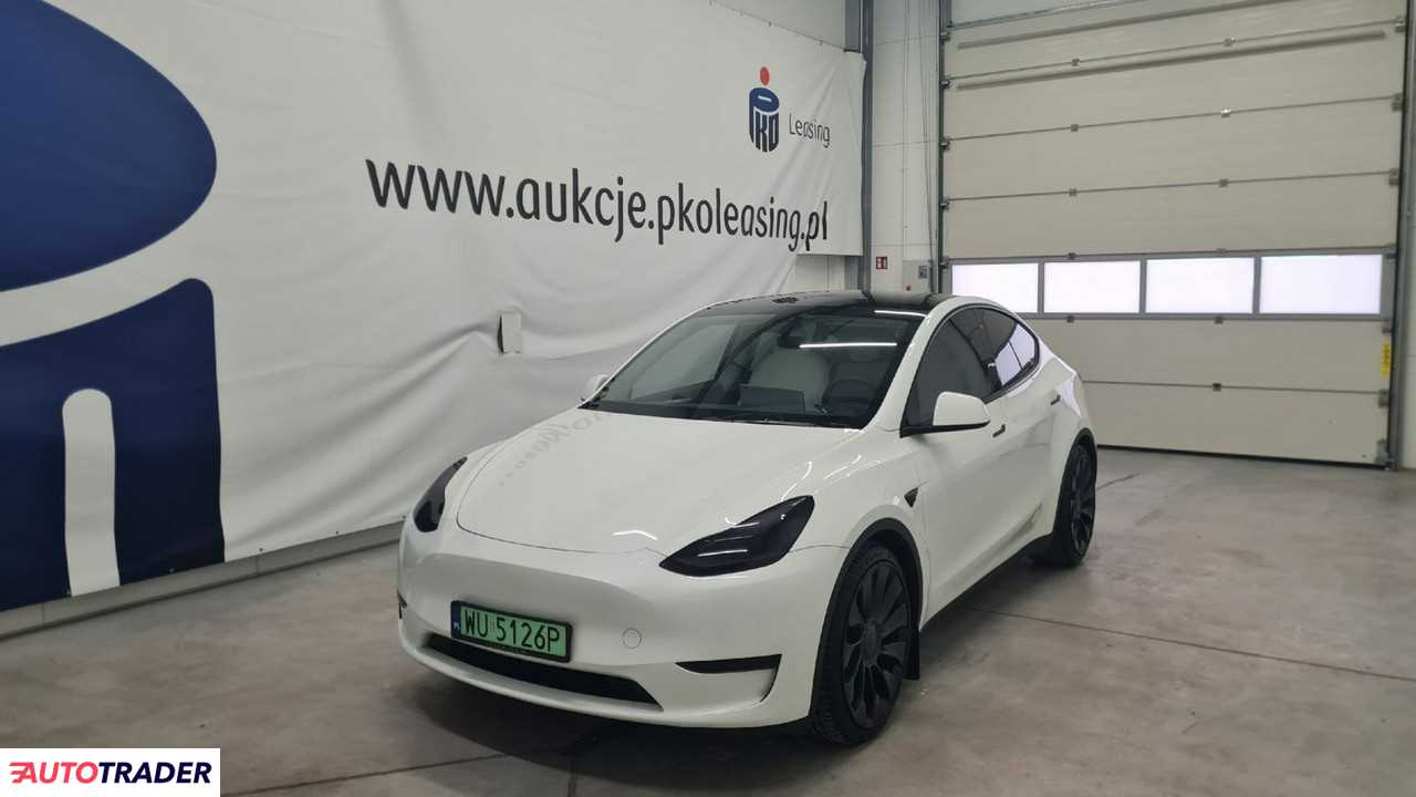 Tesla Model Y 2023 534 KM