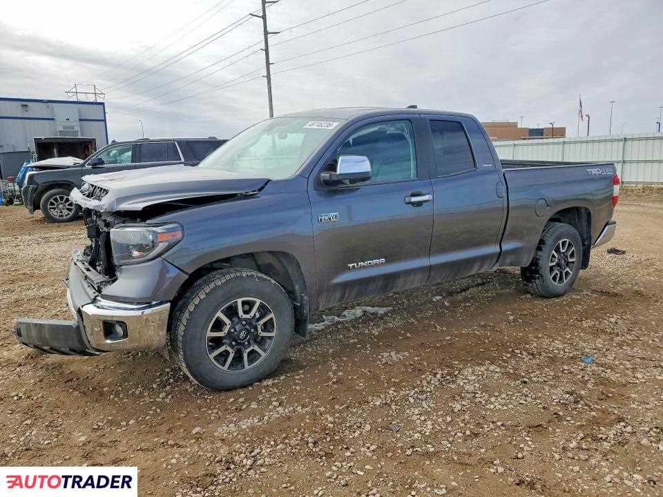 Toyota Tundra 2021 5