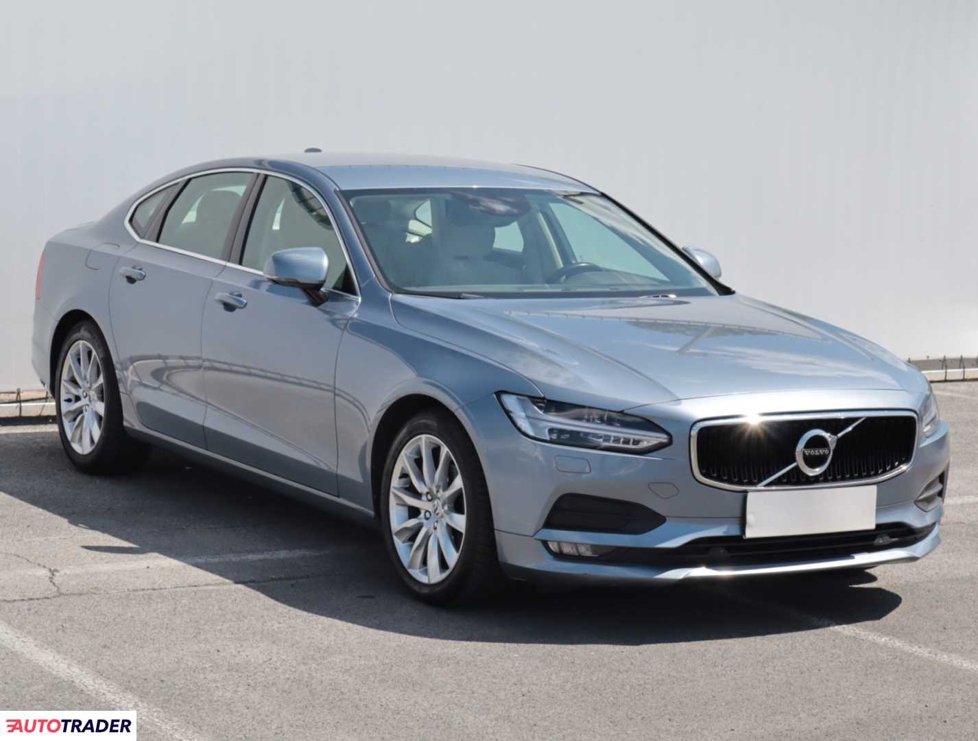 Volvo S90 2017 2.0 187 KM