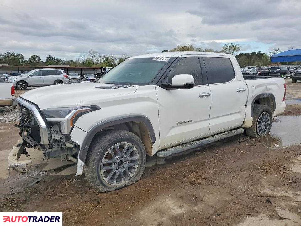 Toyota Tundra 2022 3