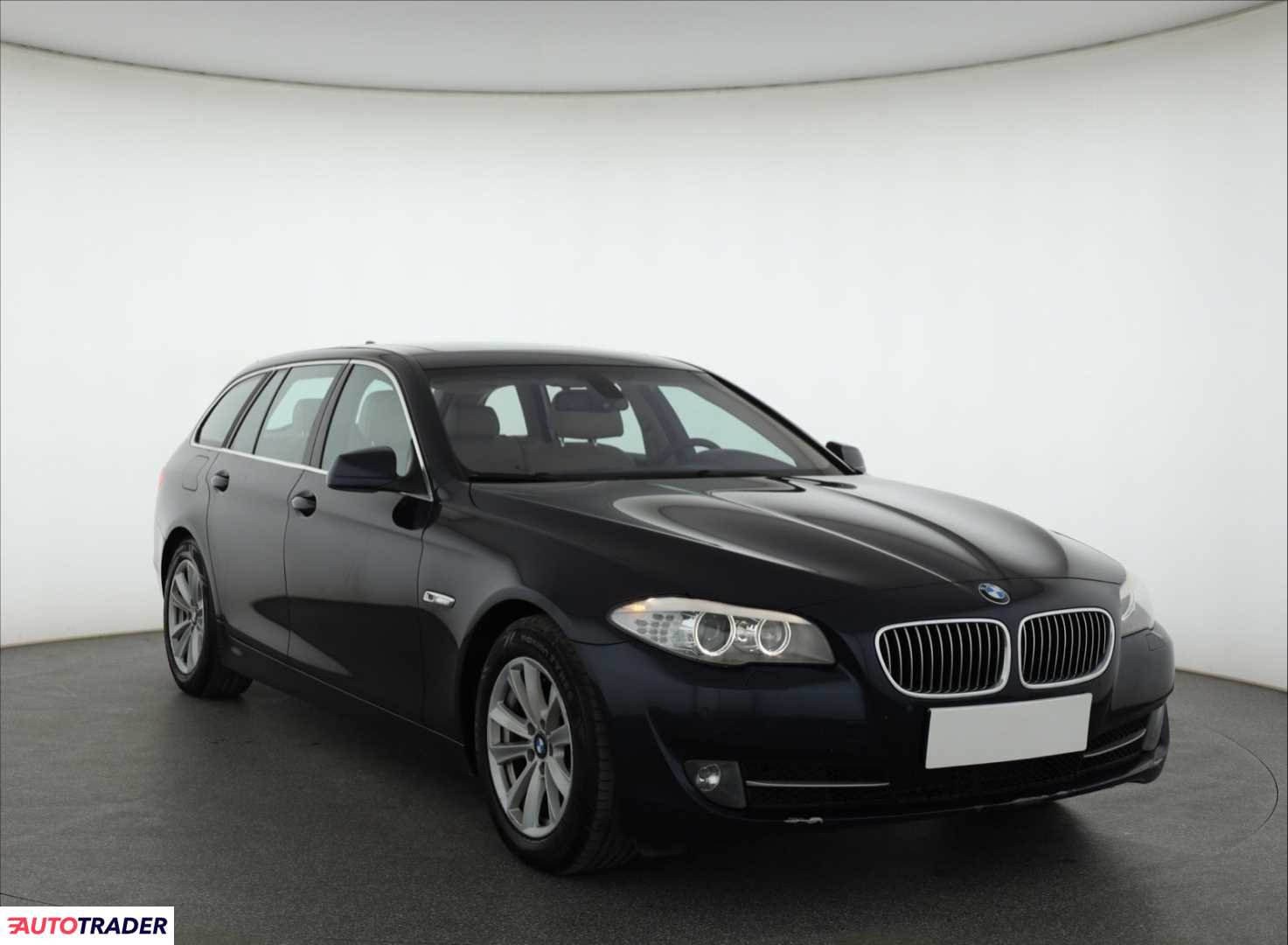 BMW 520 2012 2.0 181 KM