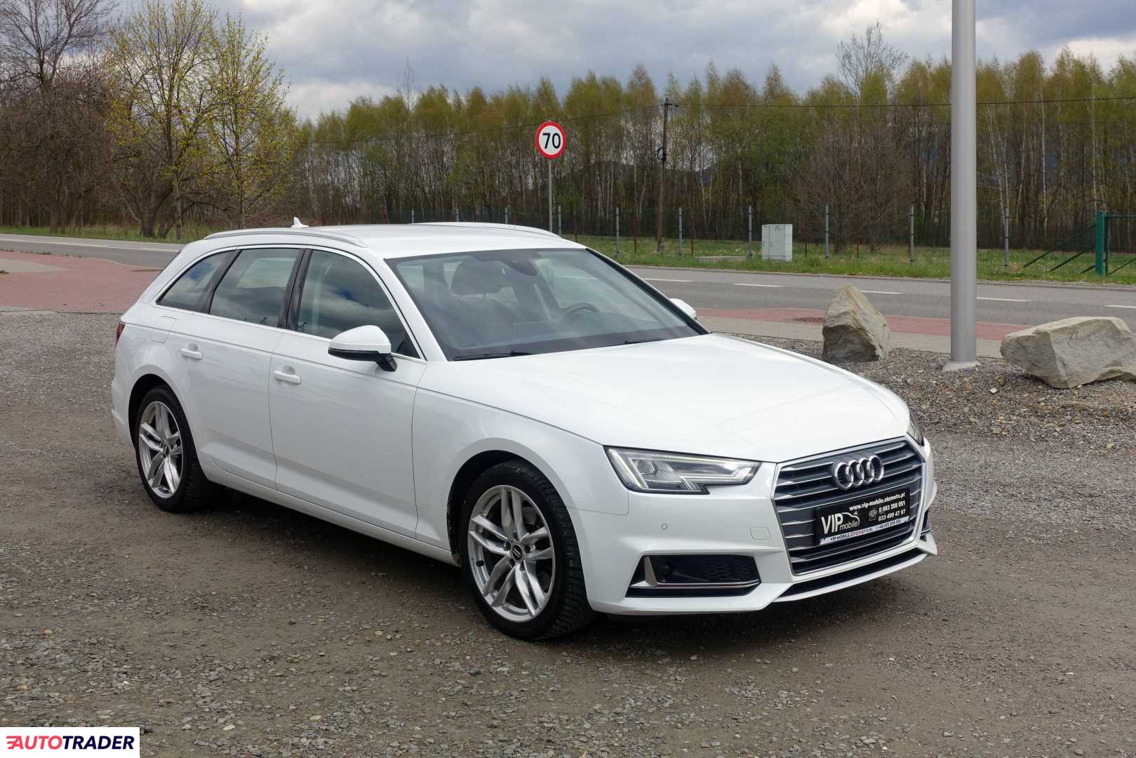 Audi A4 2018 2.0 150 KM