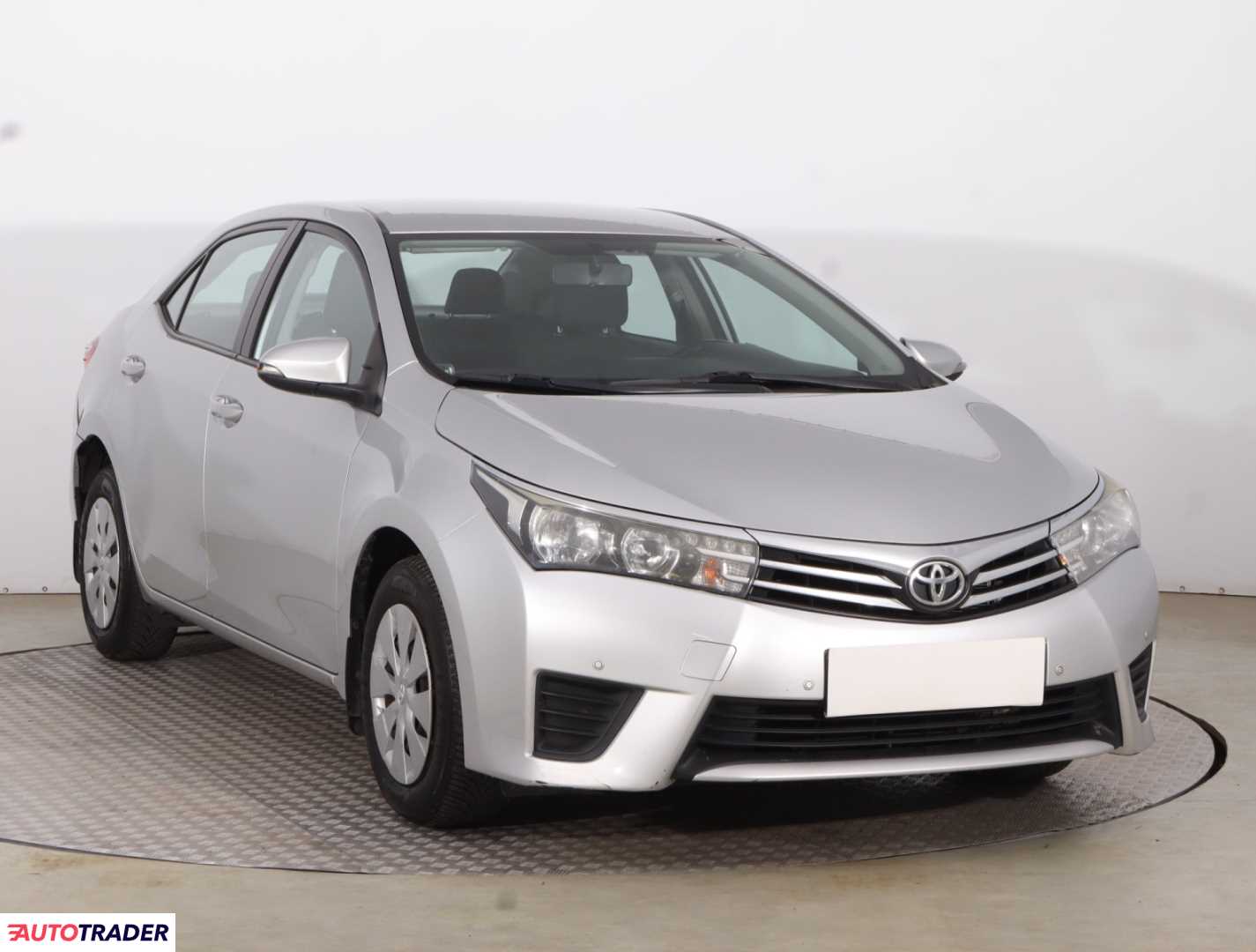 Toyota Corolla 2015 1.6 130 KM