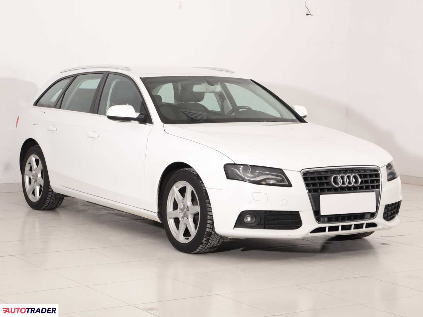 Audi A4 2011 2.0 140 KM