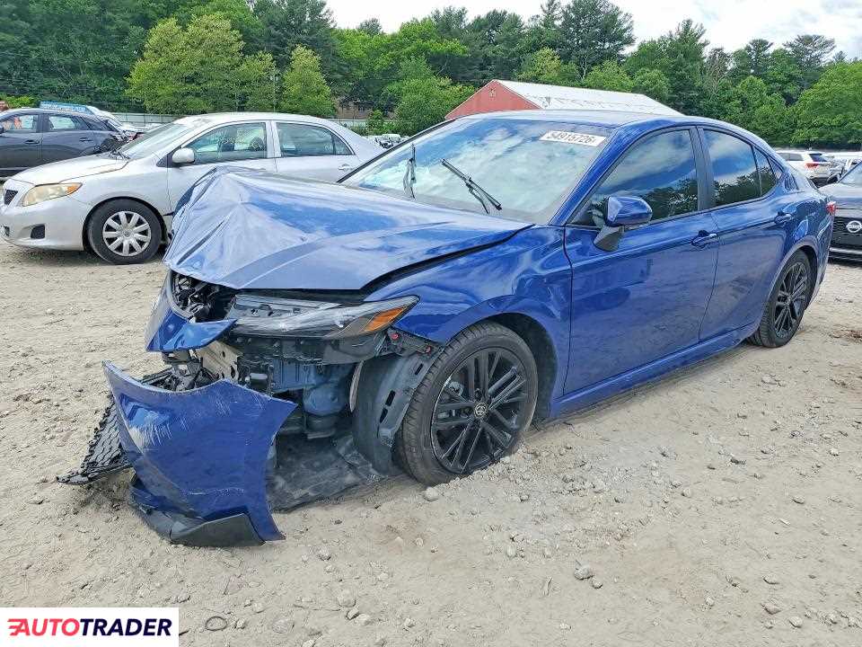Toyota Camry 2025 2