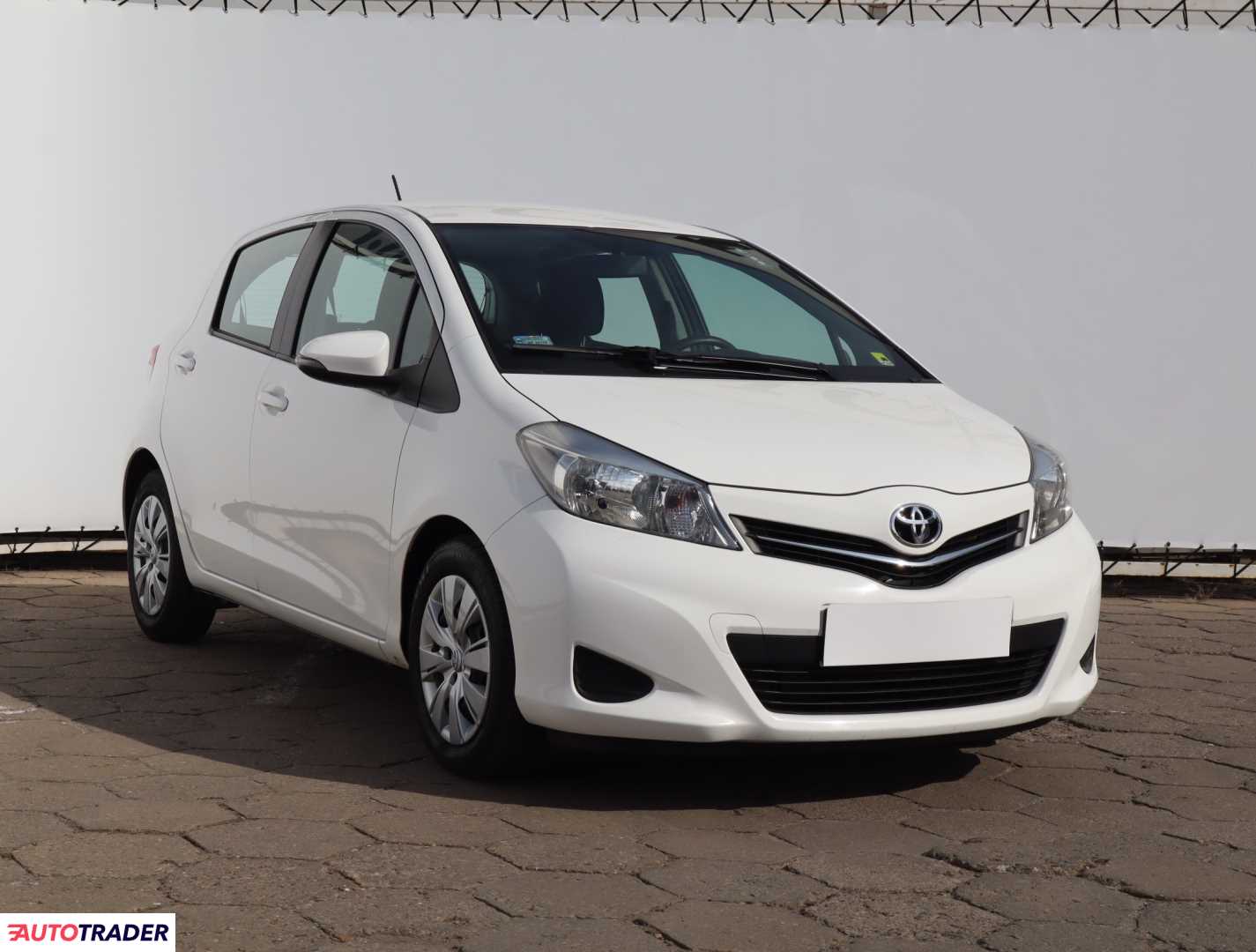 Toyota Yaris 2014 1.3 97 KM