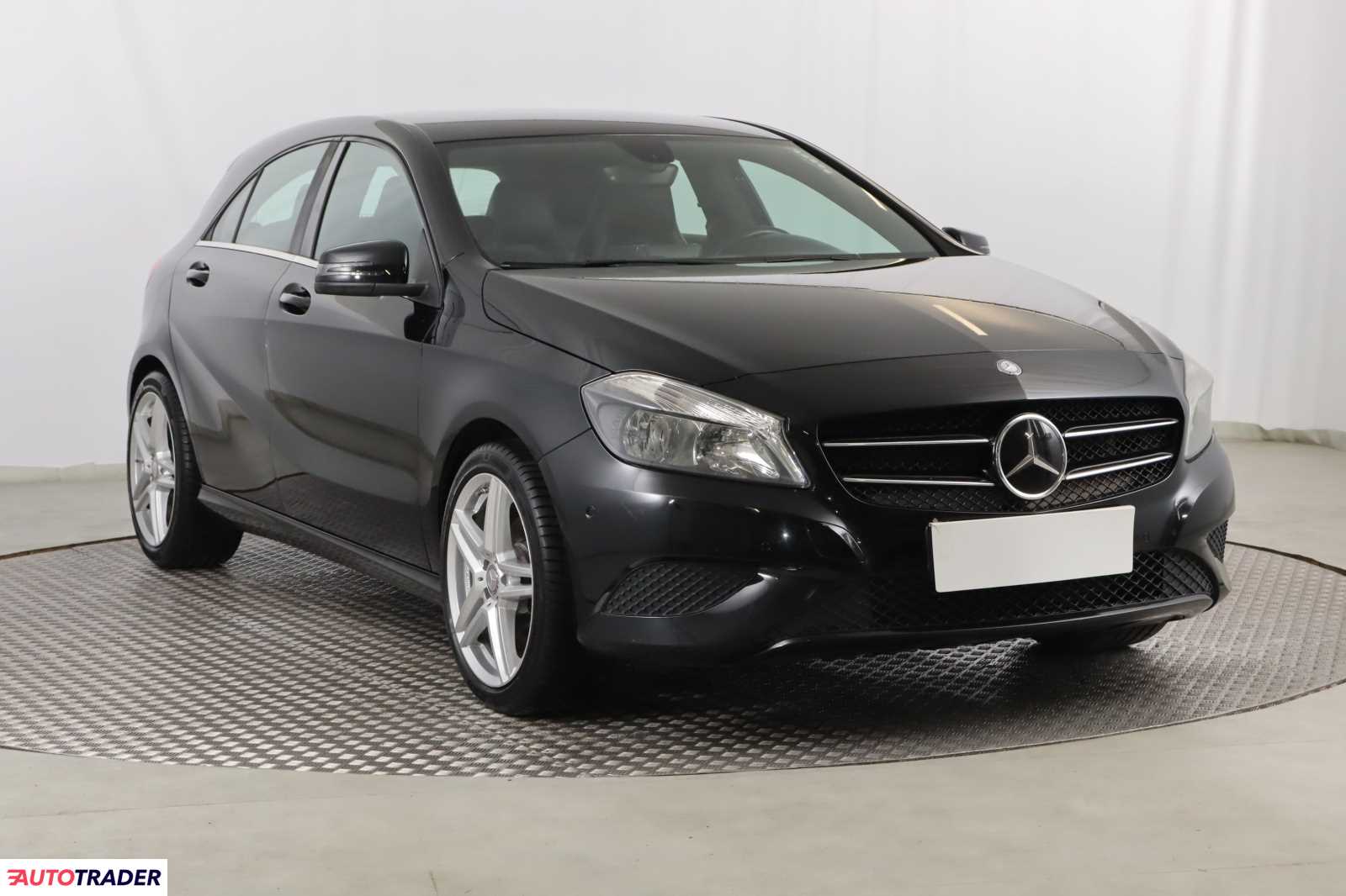 Mercedes A-klasa 2015 1.6 120 KM