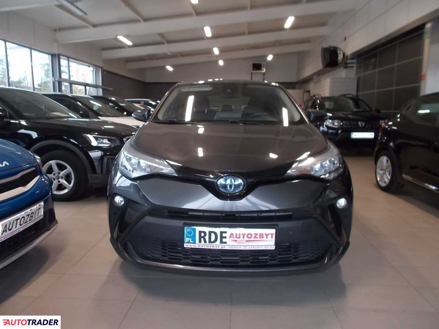 Toyota C-HR 2022 1.8 122 KM