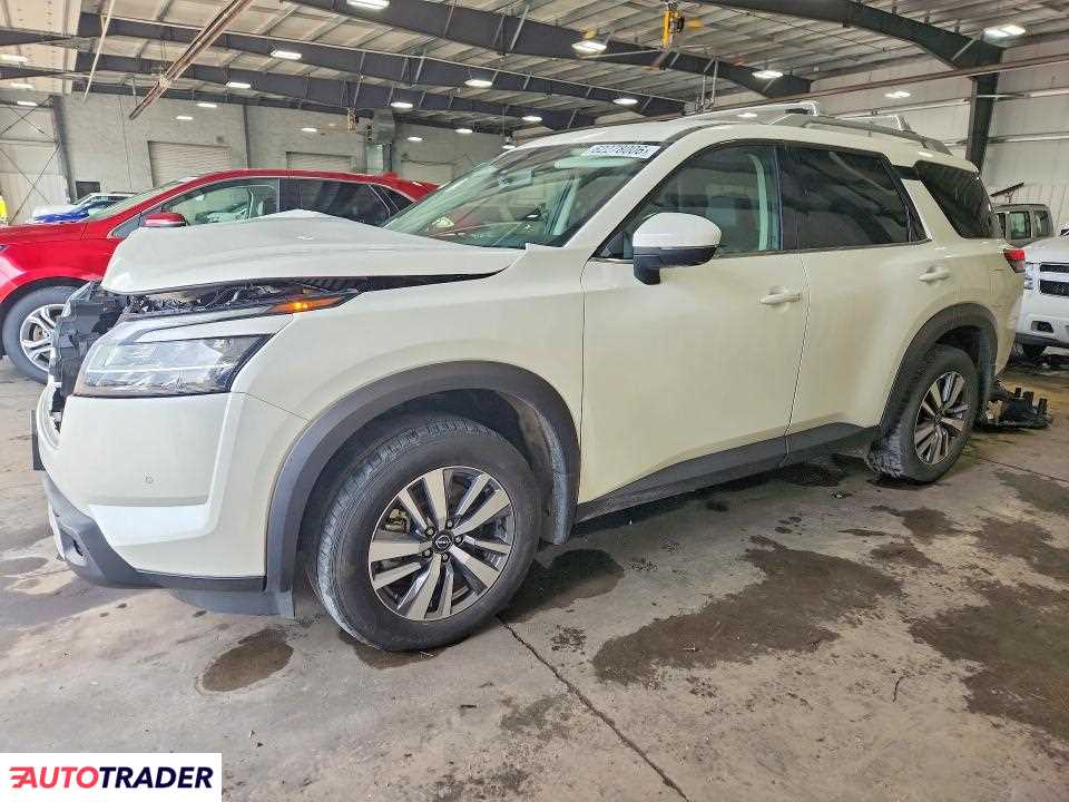Nissan Pathfinder 2024 3