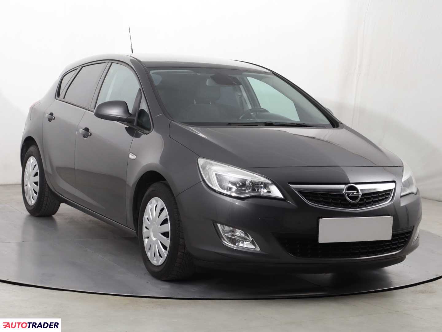 Opel Astra 2011 1.4 118 KM