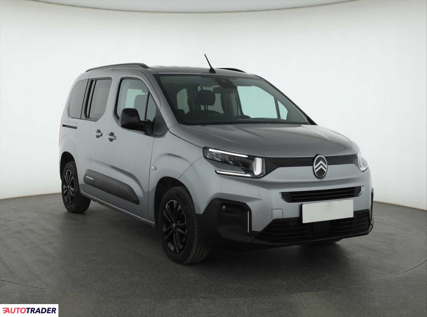 Citroen Berlingo 2024 1.2 108 KM